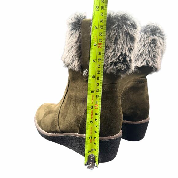 Patrizia by Spring Step Yazzie Olive Green Faux Fur Wedge Boots Size 39 US 8-8.5 - Picture 14 of 15